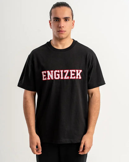 Schwarzes T-Shirt mit großem zentriertem Brustlogo